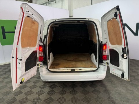 Vauxhall Combo 2023 23 1.5 DV23EWP White #4