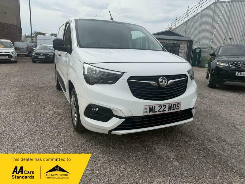 Vauxhall Combo L1h1 2300 Sportive White