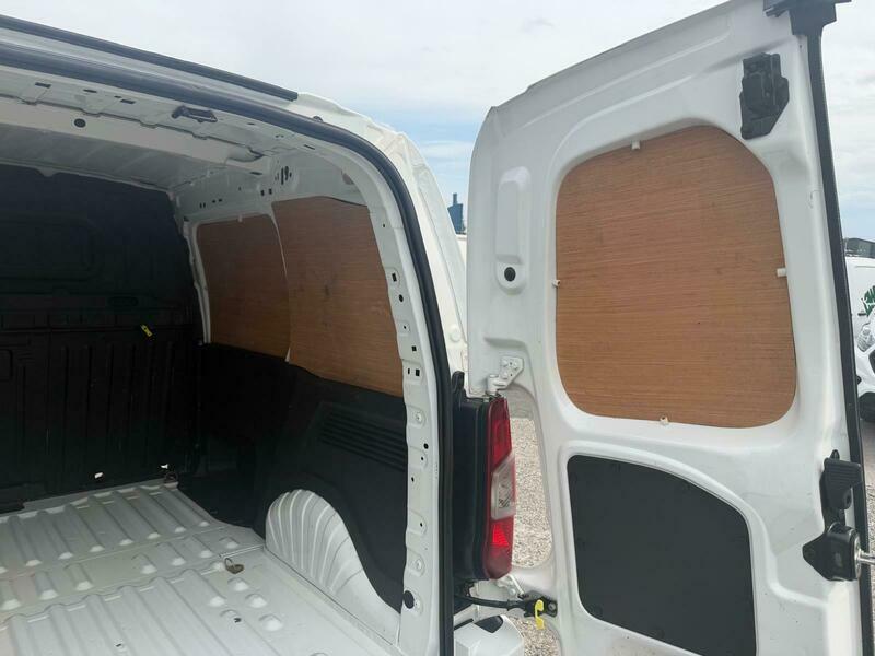 Vauxhall Combo 1.5 Turbo D 2300 Sportive L2 H1 Euro 6  #19