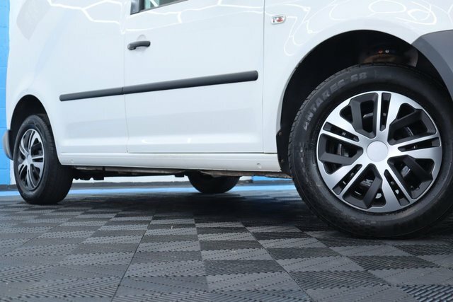 Volkswagen Caddy Mpv White #2