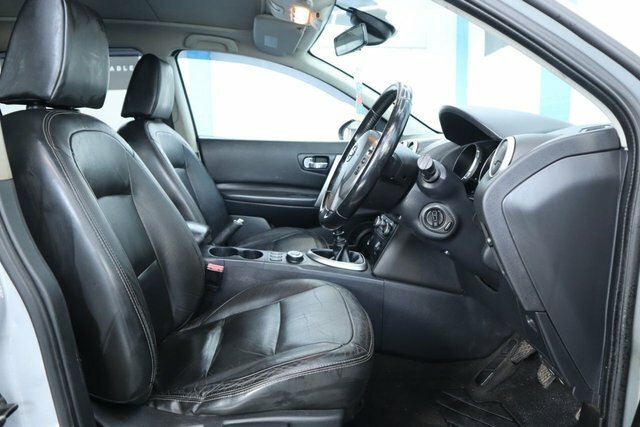 Nissan Qashqai+2 1.6 115Ps Acenta Plus 2 7 Seater Silver #28
