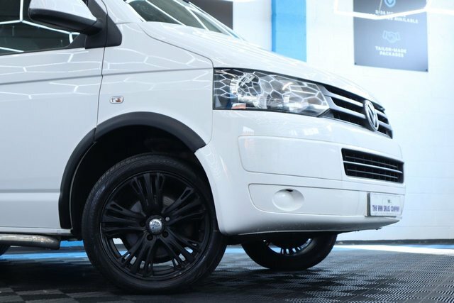 Volkswagen Transporter Mpv White #2