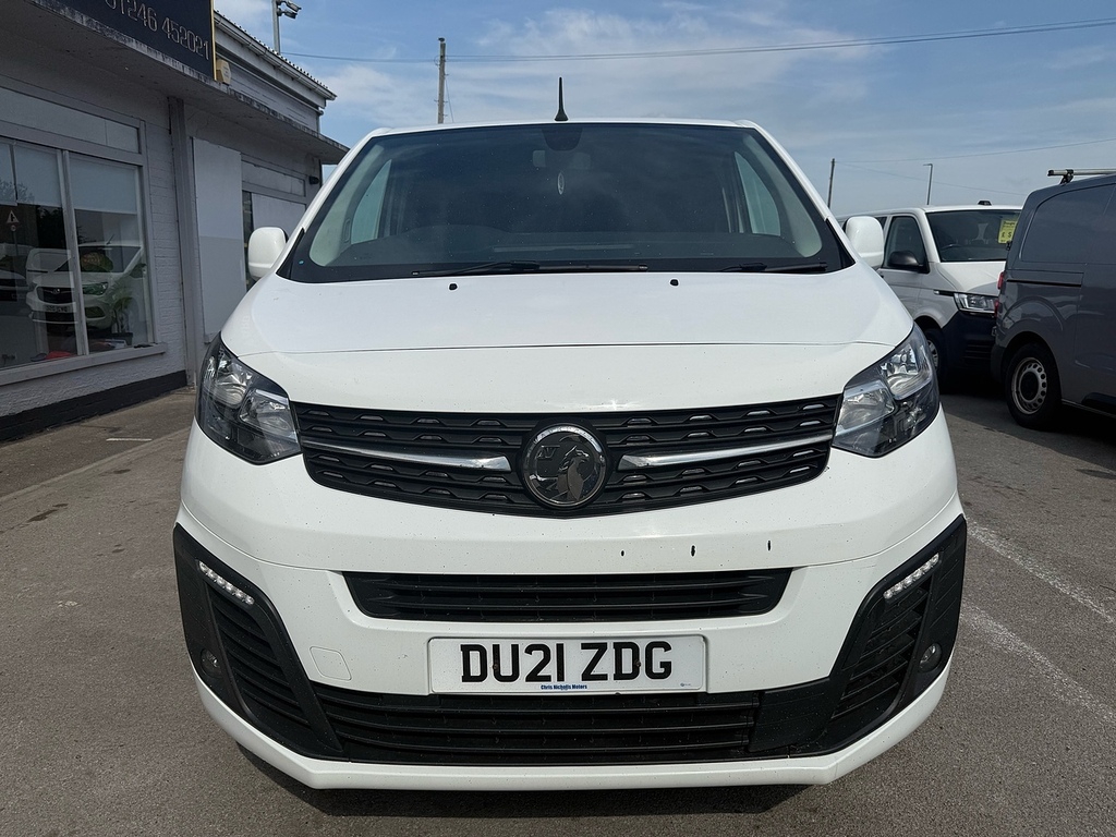 Vauxhall Vivaro 2.0 Turbo D 3100 Sportive Lwb Air Con Sat Nav White #2