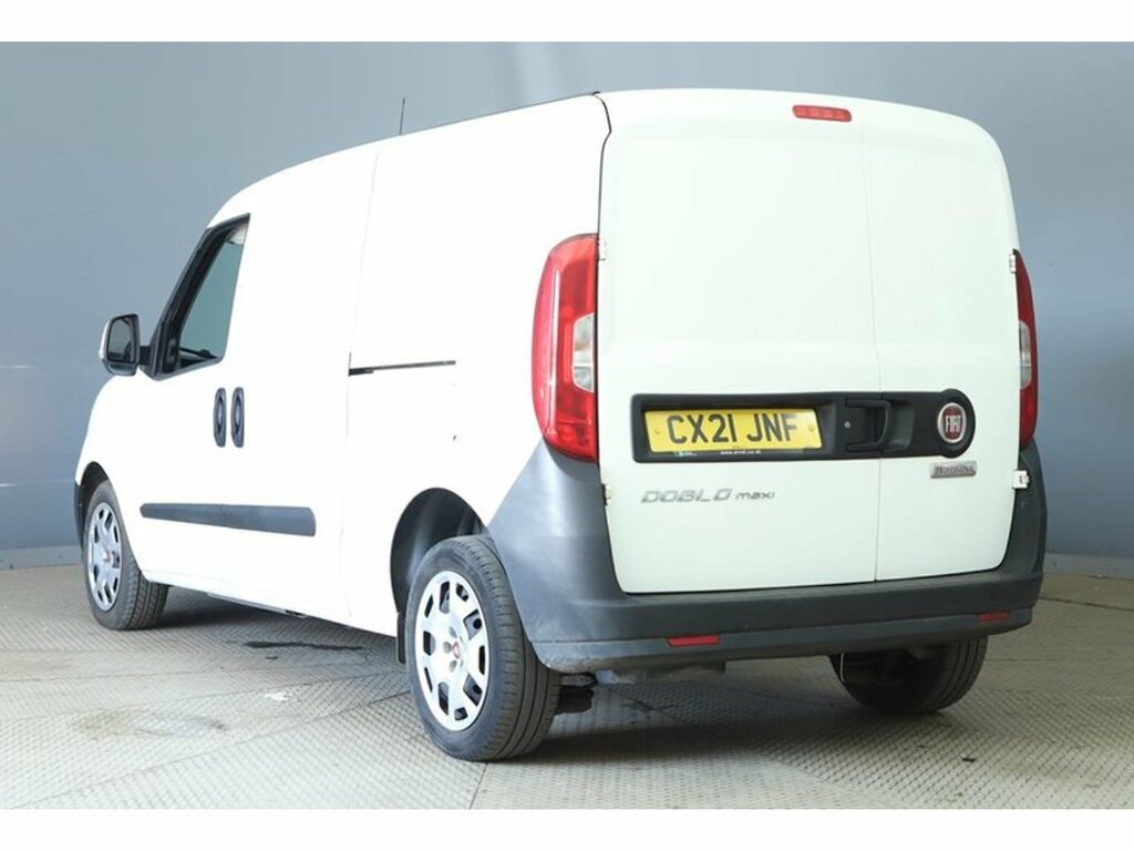 Fiat Doblo 1.6 Multijetii Maxi Sx Lwb Ari Con Van 6Dr White #3