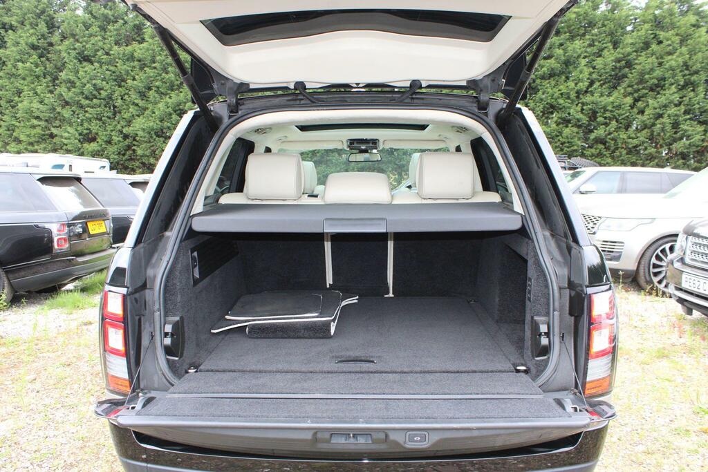 Land Rover Range Rover 4.4 Sdv8 Estate White #16