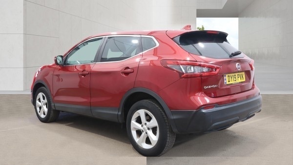 Nissan Qashqai Dig-t Acenta Premium Dct Red #3