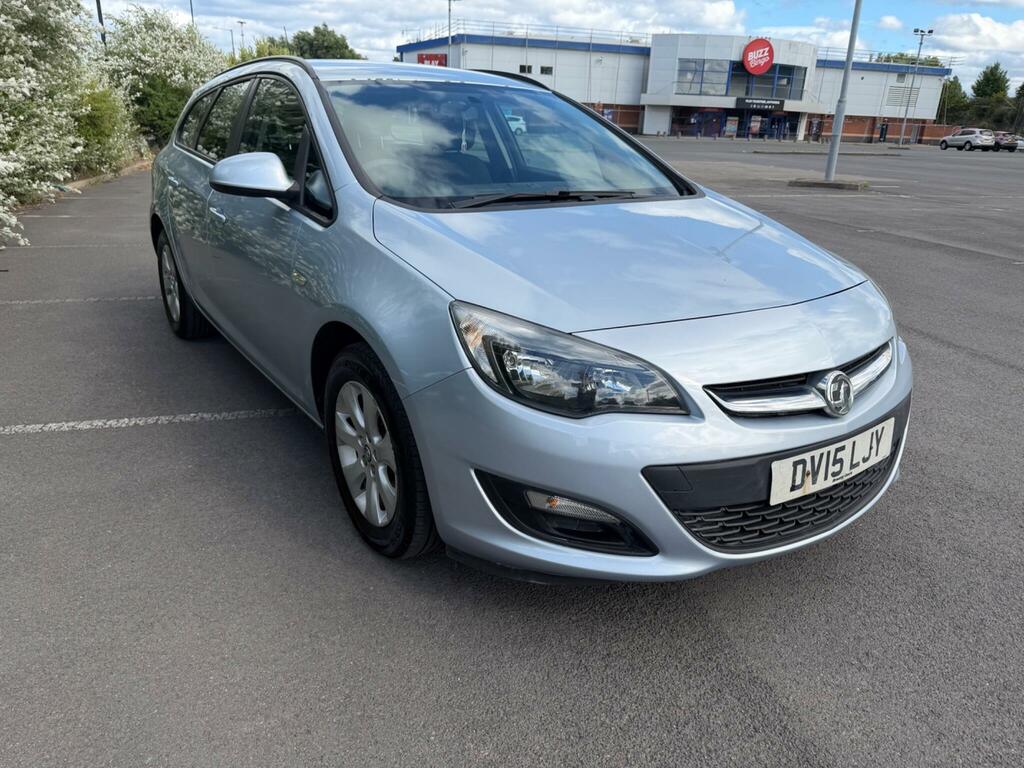 Vauxhall Astra 1.6I Design Sports Tourer Euro 6 Silver