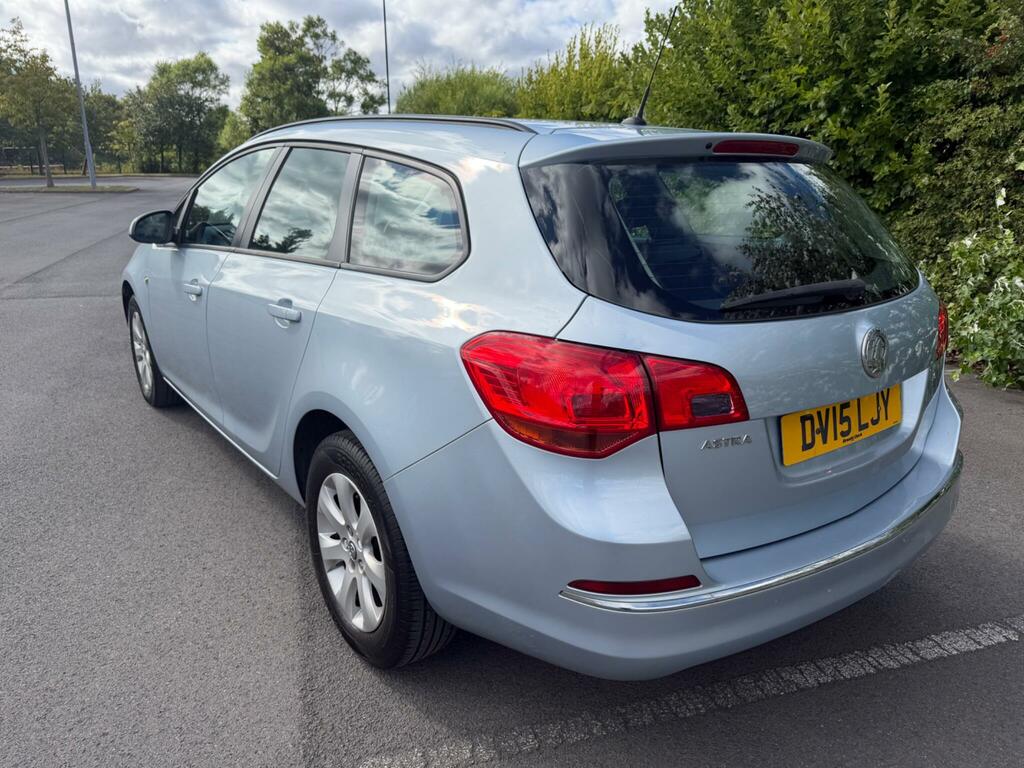 Vauxhall Astra 1.6I Design Sports Tourer Euro 6 Silver #4