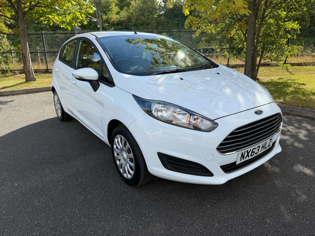Ford Fiesta 1.0T Ecoboost Zetec Euro 5 Ss Grey #1