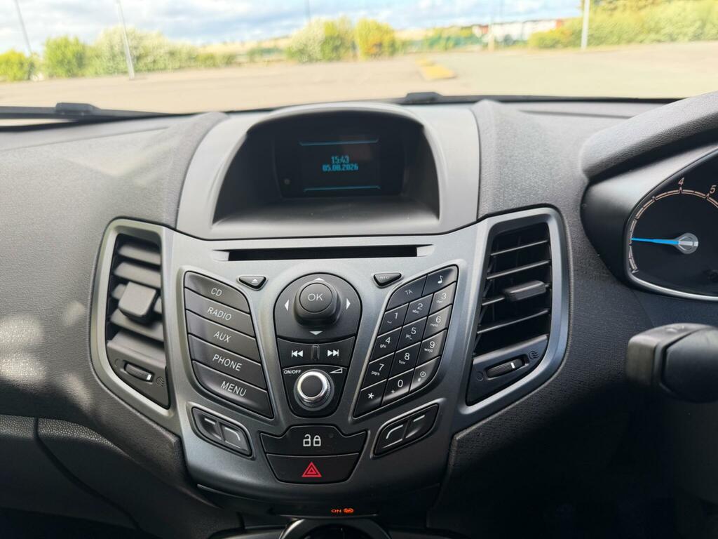 Ford Fiesta 1.0T Ecoboost Zetec Euro 5 Ss Grey #16