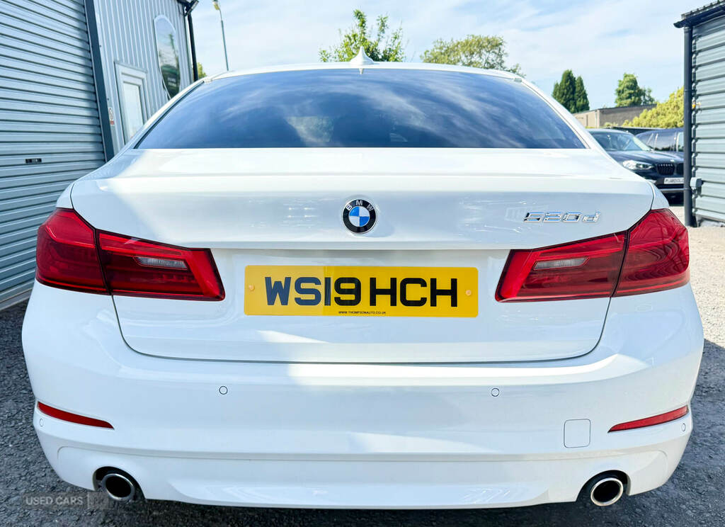 BMW 5 Series 520D Se White #5