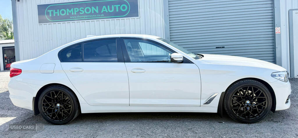 BMW 5 Series 520D Se White #3