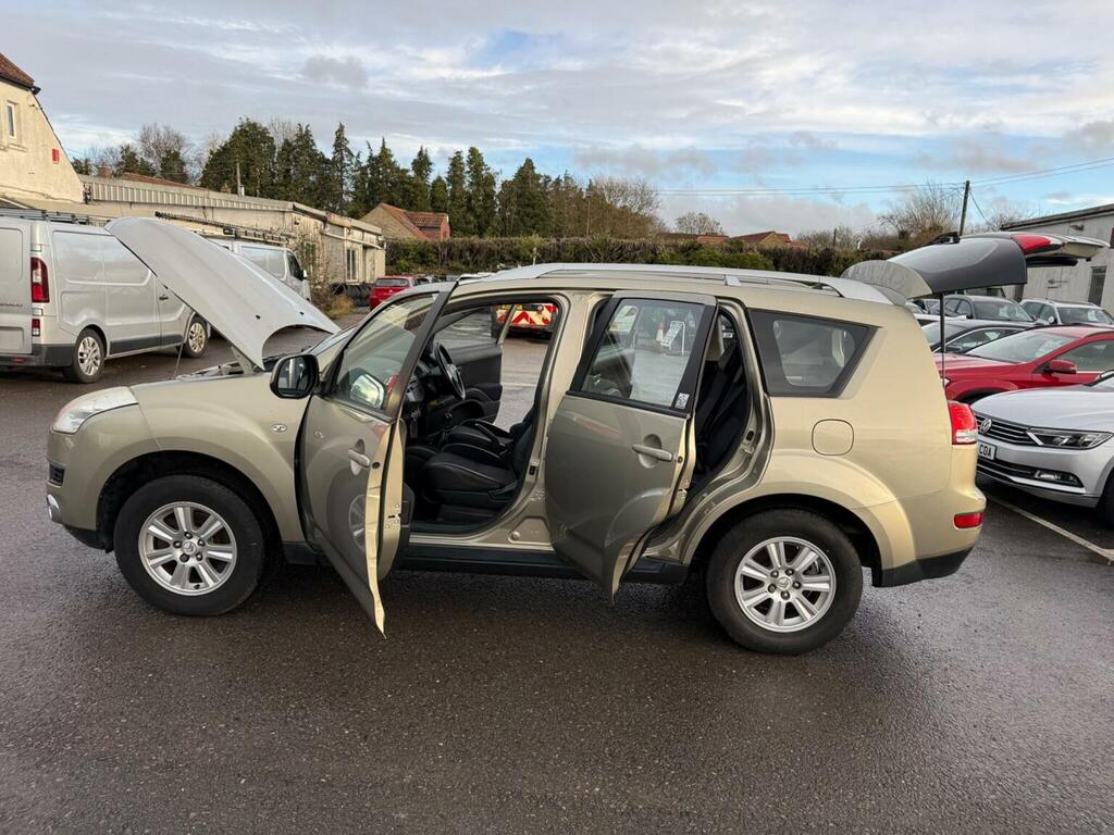 Citroen C-Crosser 2.2 Exclusive Hdi Black #22