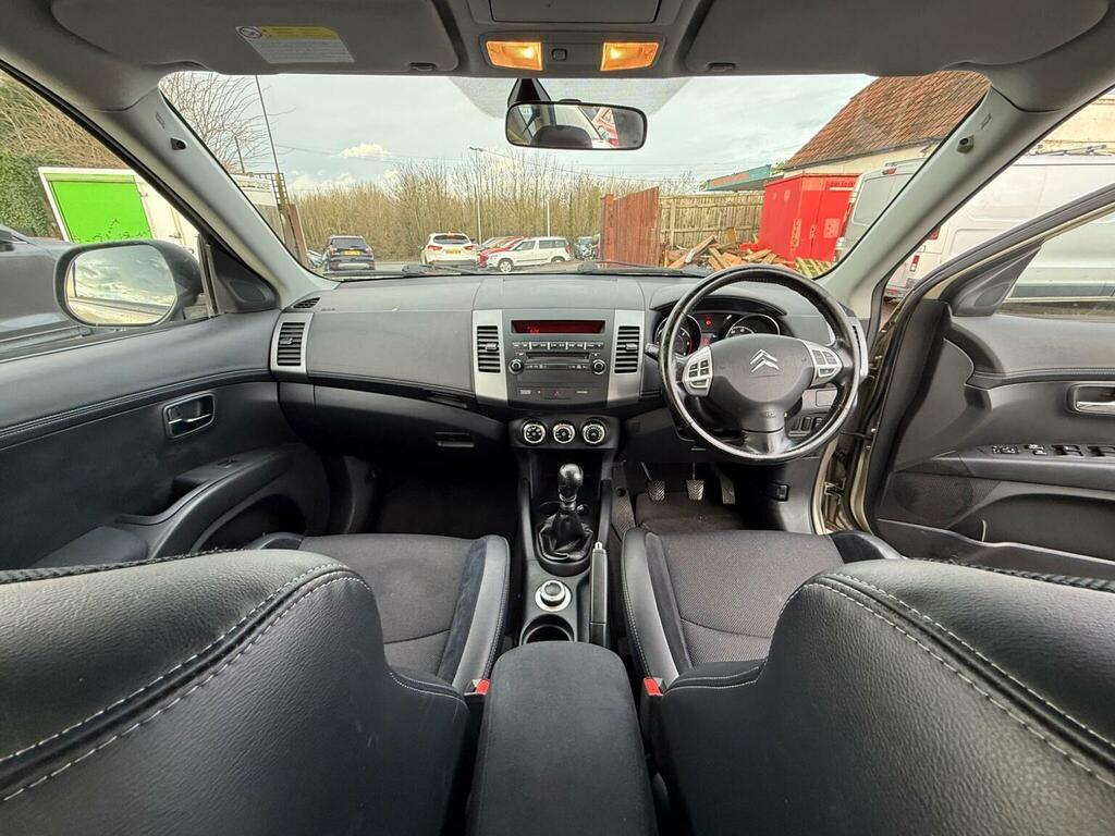 Citroen C-Crosser 2.2 Exclusive Hdi Black #7