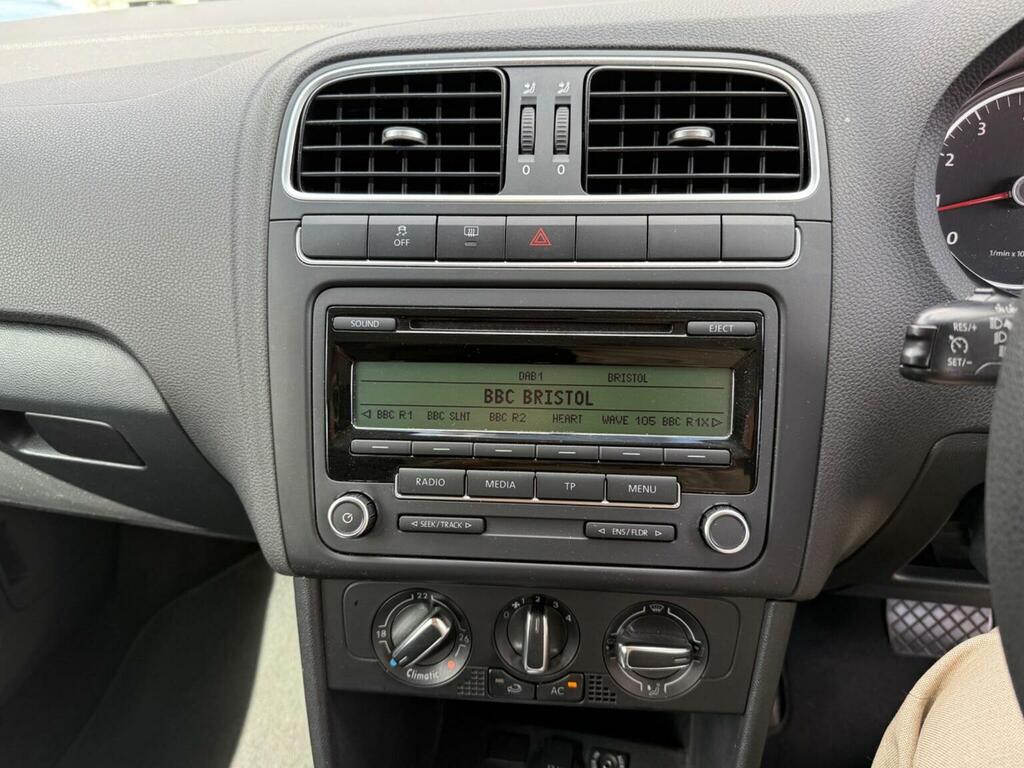 Volkswagen Polo 1.2 70 Se Red #9