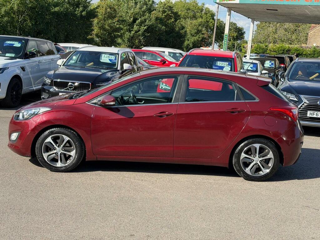 Hyundai I30 1.6 Se Nav Euro 6 Red #4