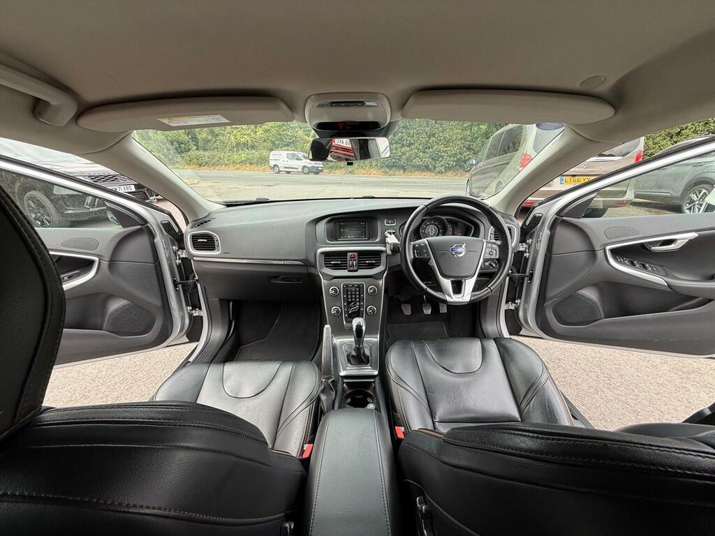 Volvo V40 Cross Country D2 120 Cross Country Lux Geartronic Brown #15