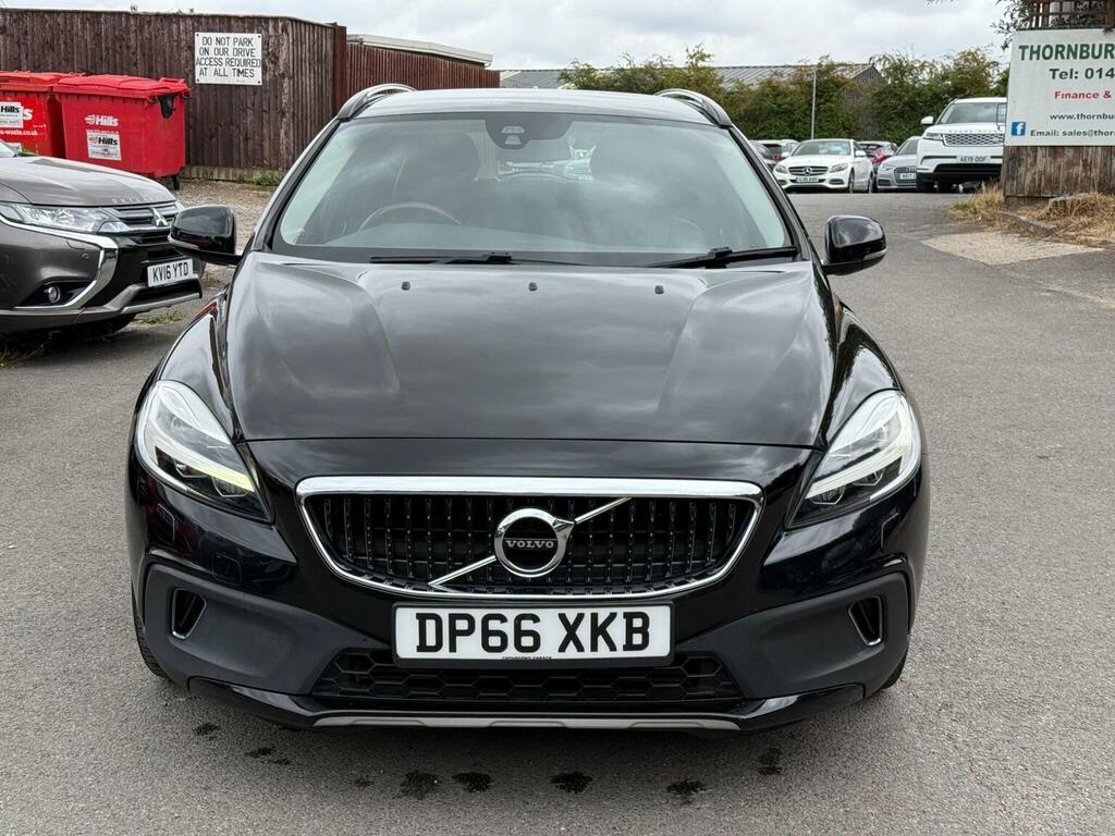Volvo V40 Cross Country 1.5 T3 Pro Euro 6 Ss Black #2