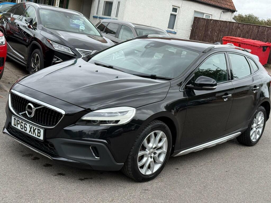 Volvo V40 Cross Country 1.5 T3 Pro Euro 6 Ss Black #3