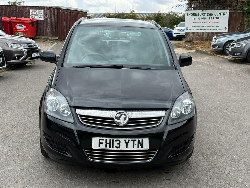 Vauxhall Zafira Mpv 1.6 16V Exclusiv Euro 5 201313 FH13YTN Black #2