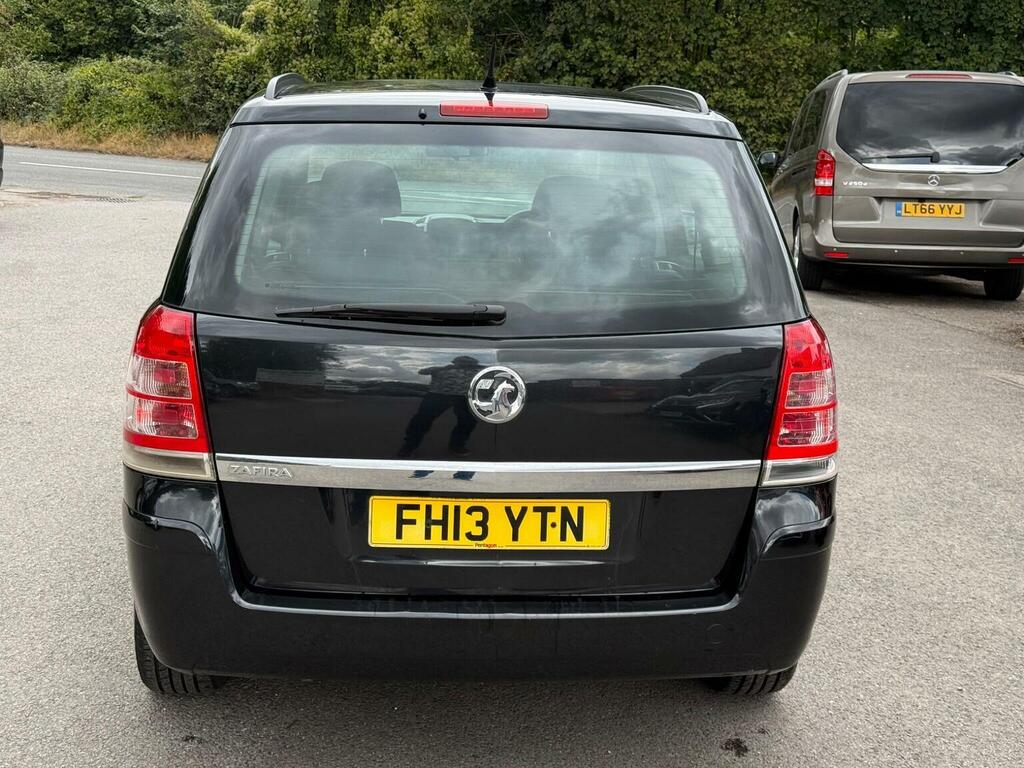 Vauxhall Zafira Mpv 1.6 16V Exclusiv Euro 5 201313 FH13YTN Black #5
