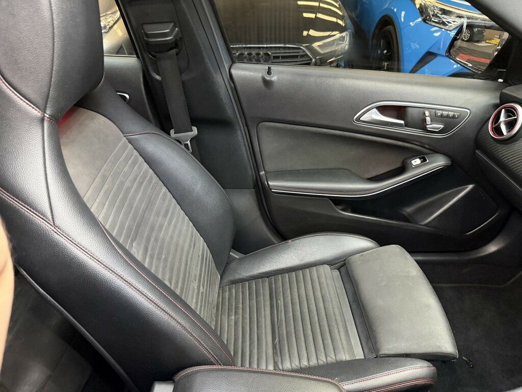 Mercedes-Benz A Class 2.1L Amg Sport Silver #39