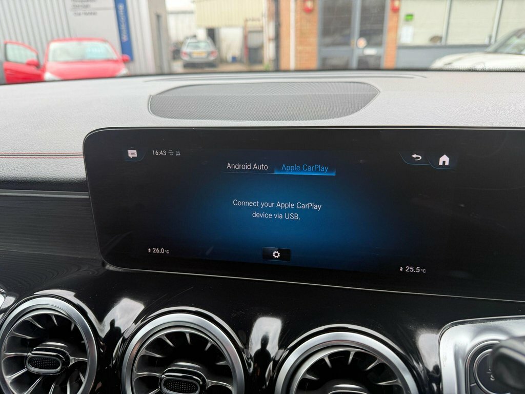 Mercedes-Benz EQB 350 4M 215Kw Amg Line Premium 66.5Kwh Grey #24