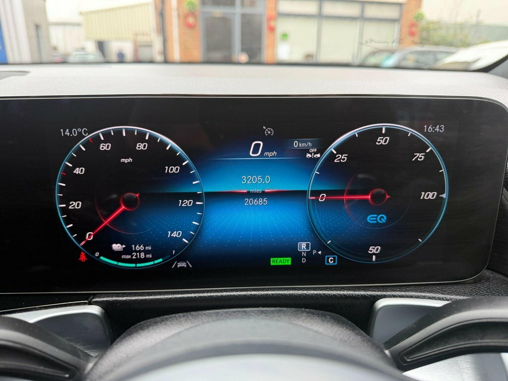 Mercedes-Benz EQB 350 4M 215Kw Amg Line Premium 66.5Kwh Grey #26
