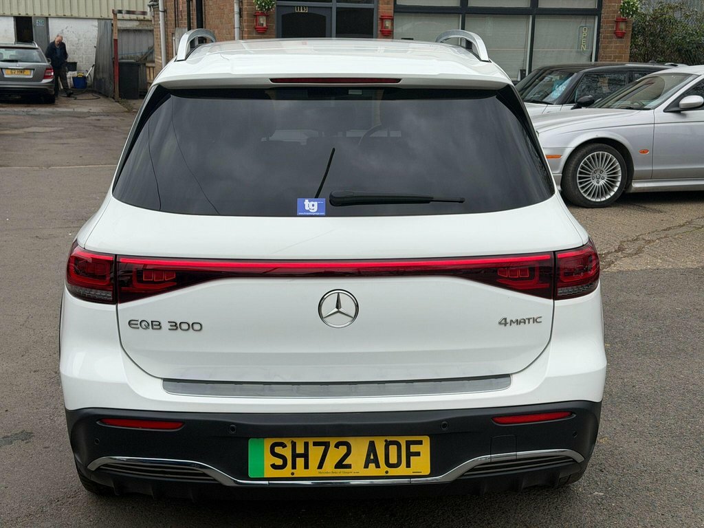 Mercedes-Benz EQB Suv White #5