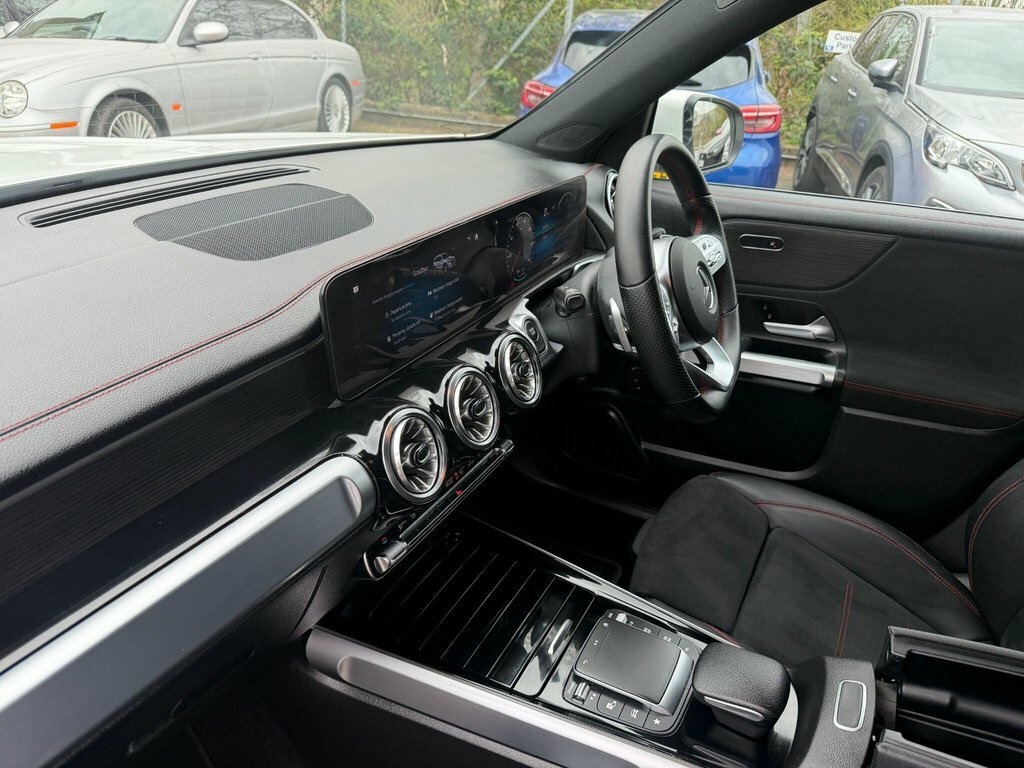Mercedes-Benz EQB 350 4M 215Kw Amg Line Premium 66.5Kwh Grey #8