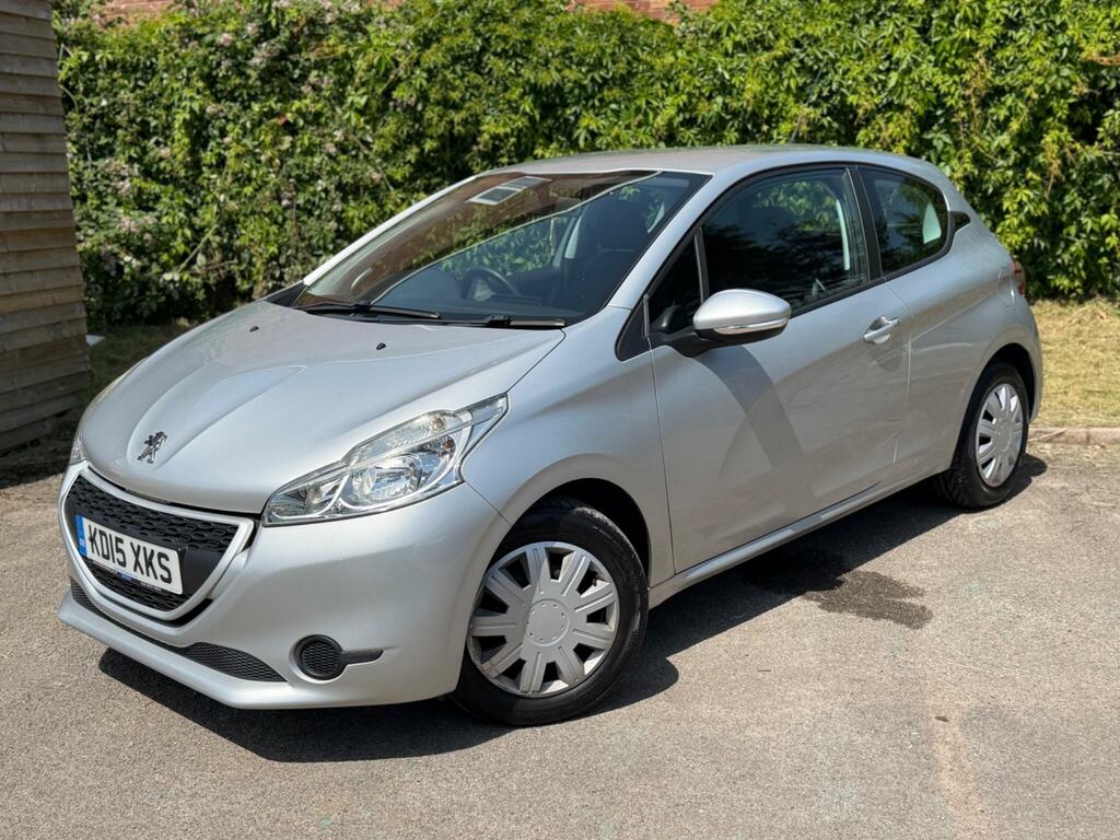 Peugeot 208 Access Silver #3
