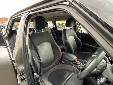 Mini Clubman 1.5 Cooper 6Dr Black #9