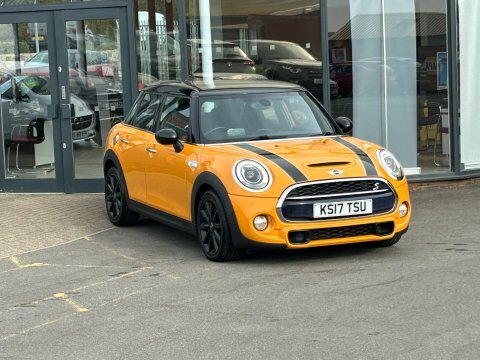 Mini Hatch Cooper Sd Orange