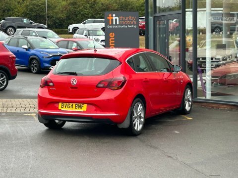 Vauxhall Astra Hatchback DV67UBM Red #5