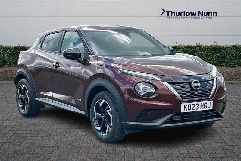 Nissan Juke 1.6 N-connecta Suv Hybrid Euro 6 KO23HGJ Red