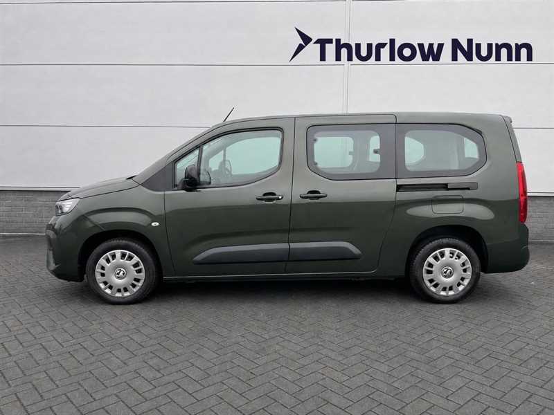 Vauxhall Combo Life Design XL 136Ps Green #4
