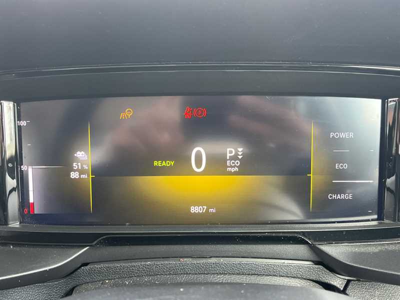 Vauxhall Combo Life 100Kw Design XL 50Kwh 7 Seat Estate Green #16
