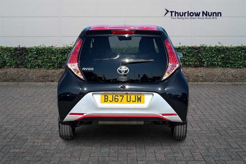 Toyota Aygo 1.0 Vvt-i X-press Hatchback Euro BJ67UJW Black #4