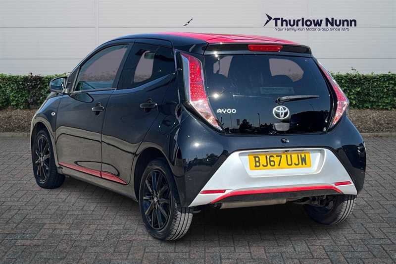 Toyota Aygo 1.0 Vvt-i X-press Hatchback Euro BJ67UJW Black #5
