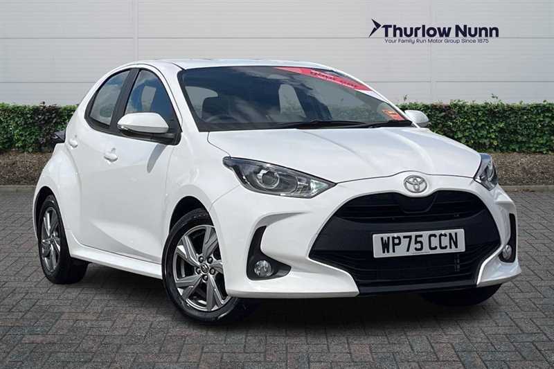 Toyota Yaris 1.5 Vvt-h Icon Hatchback Hybrid E-cvt E WP75CCN White
