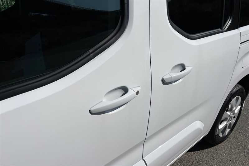 Vauxhall Combo Life 1.5 Turbo D Se Euro 6 Ss Blue #56
