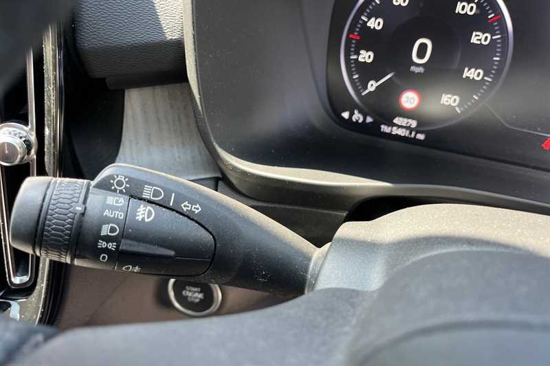 Volvo XC40 R-design Pro, B4 Awd Mild Hybrid Blue #29