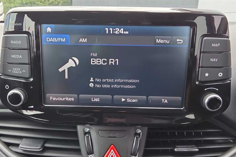 Hyundai I30 I30 Se Nav Crdi Silver #17