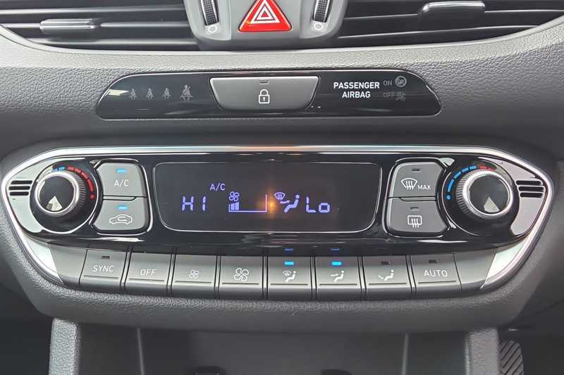 Hyundai I30 I30 Se Nav Crdi Silver #15