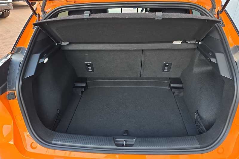 MG MG4 Mg Motor Uk Mg4 150Kw Trophy Ev Long Range 64Kwh 5 Orange #24