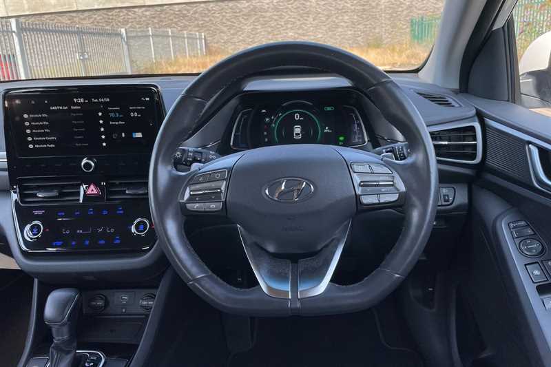 Hyundai Ioniq Blue #12