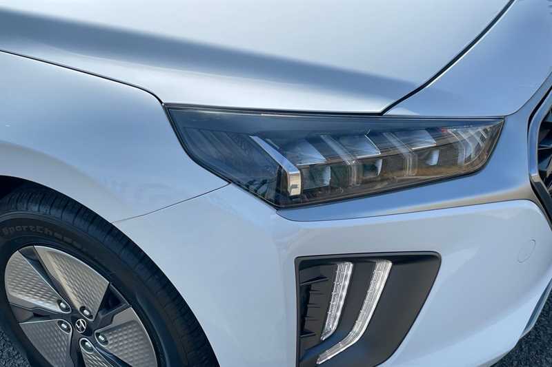 Hyundai Ioniq Blue #43