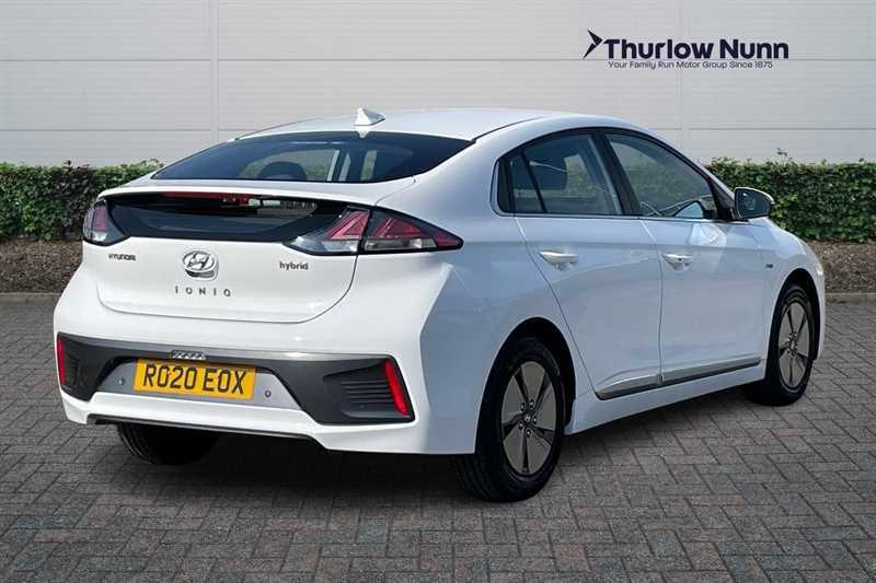 Hyundai Ioniq 1.6 H-gdi Premium Hatchback Hybrid Dct White #6