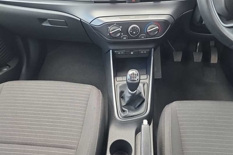 Hyundai I20 1.0 T-gdi 100Ps Se Connect 48 Volt Hybrid Blue #14