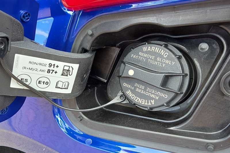 Hyundai I20 1.0 T-gdi 100Ps Se Connect 48 Volt Hybrid Blue #37